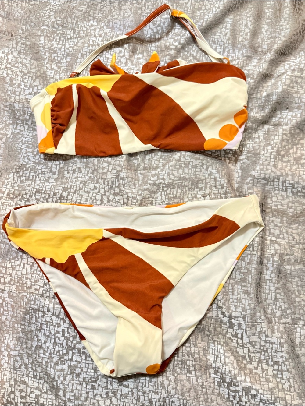 Gianni Bini Brown Yellow Cream Printed Bikini Top